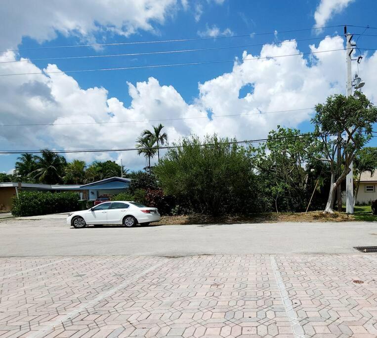 A2 - Endless Summer Vacation Rentals - 3 Bedroom Apartment Close To Casino Fort Lauderdale Exterior photo